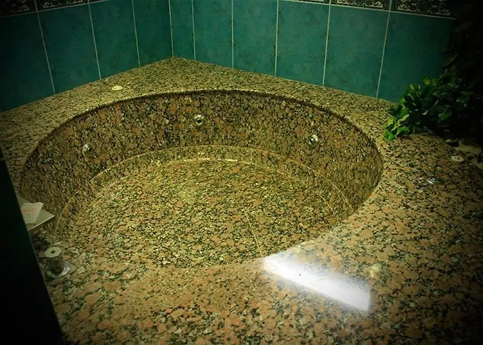 El Senador Hotel 3*