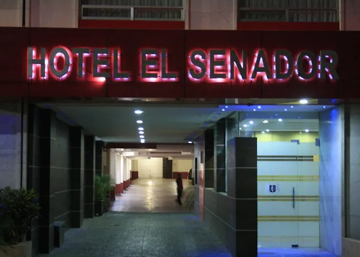 El Senador Hotel 3*