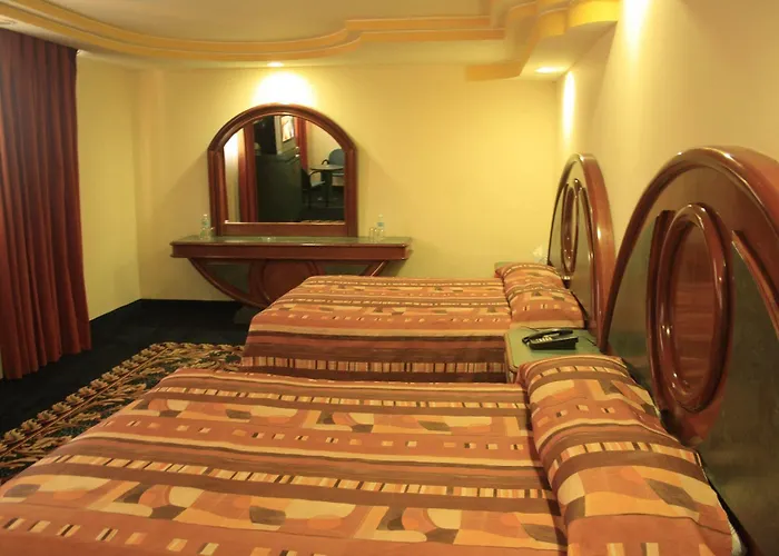 El Senador Hotel 3*