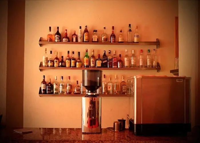 El Senador Hotel 3*